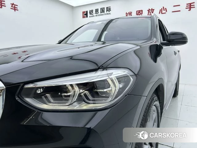 BMW X3 2021 Черный из Китая, фото 3