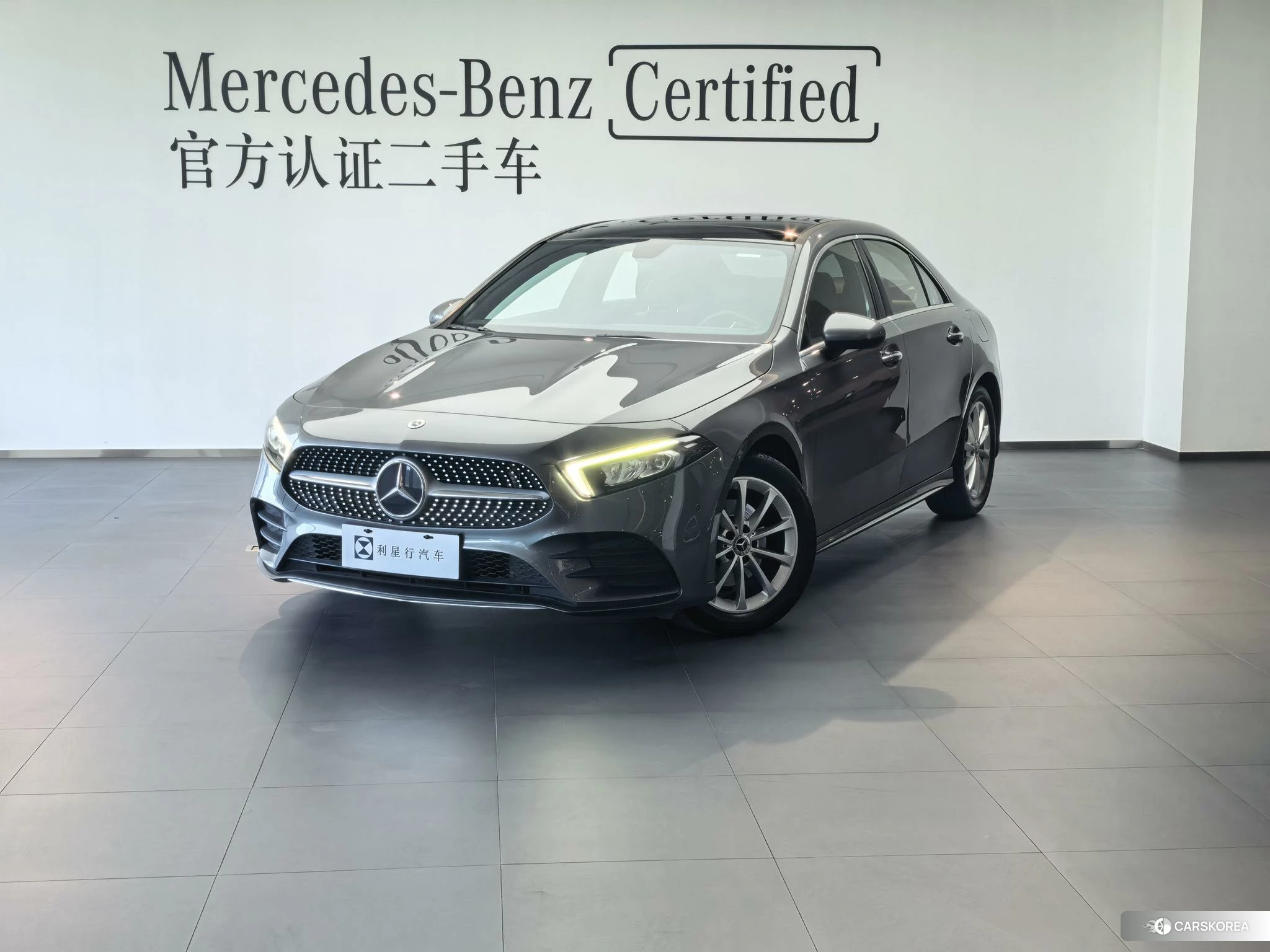 Mercedes-Benz Class A 2021 Серебристо-серый из Китая, фото 3