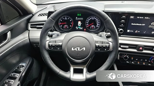 Kia K5 3rd generation 2023 Белый из Кореи, фото 3