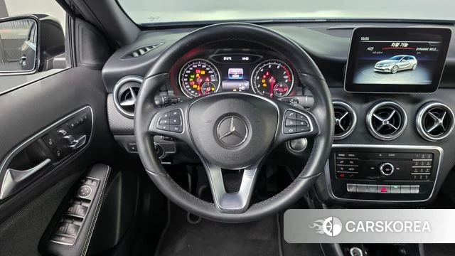 Mercedes-Benz A-Class W176 2018 Черный из Кореи, фото 3