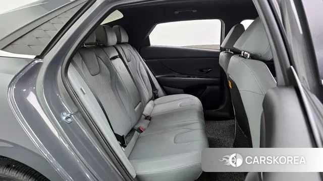 Hyundai The New Avante (CN7) 2024 Серый из Кореи, фото 3