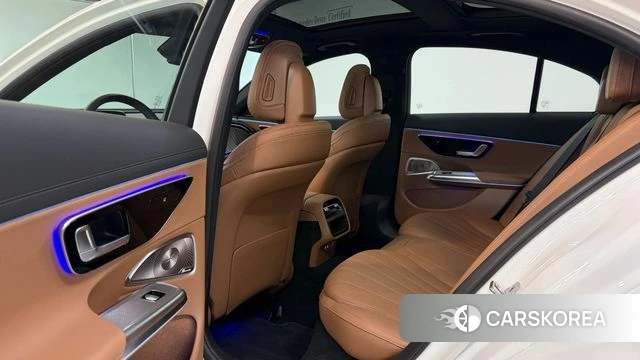 Mercedes-Benz E-Class W214 2025 Белый из Кореи, фото 3