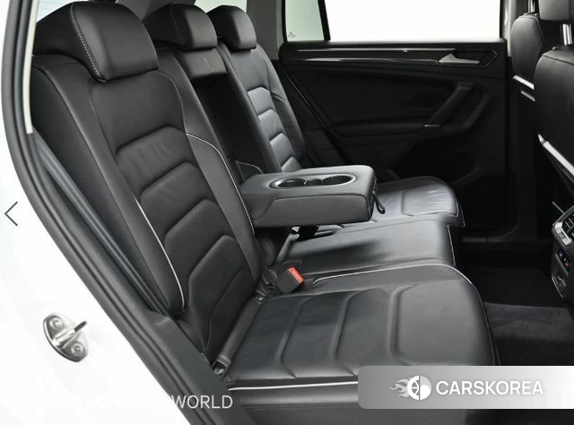 Volkswagen Tiguan second Generation 2018 Белый из Кореи, фото 3
