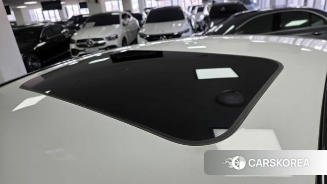 Mercedes-Benz GLC-Class X253 2023 Белый из Кореи, фото 3