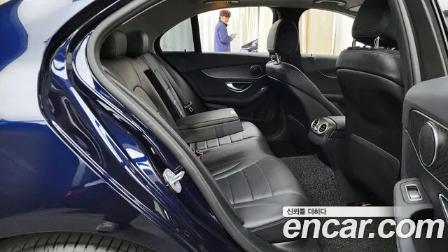 Mercedes-Benz C-Class W205 2019 Синий из Кореи, фото 3