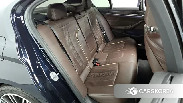 BMW 5 Series (G30) 2019 Черный из Кореи, фото 3