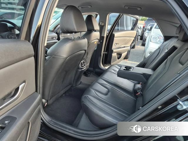Hyundai Avante (CN7) 2022 Черный из Кореи, фото 3