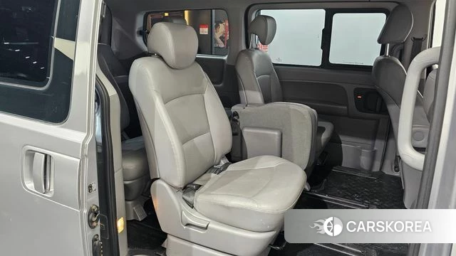 Hyundai The New Grand Starex 2019 Серебряный из Кореи, фото 3