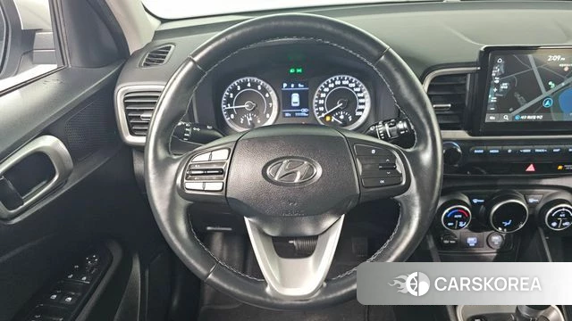Hyundai Venue 2020 Серебристо-серый из Кореи, фото 3