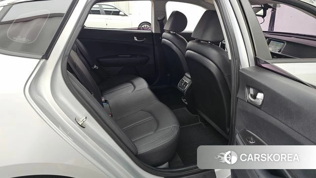 Kia K5 second generation 2018 Серебряный из Кореи, фото 3