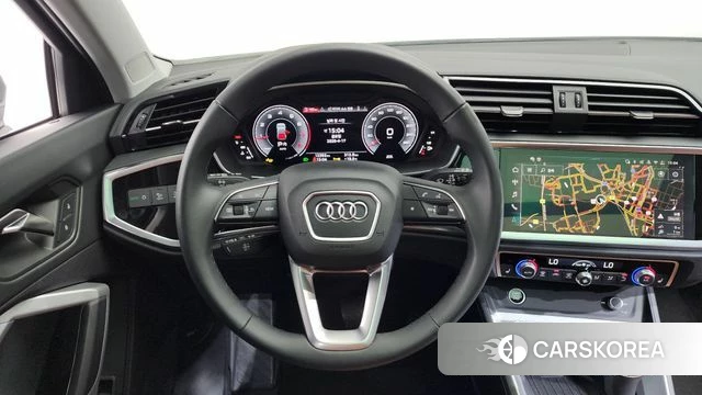 Audi Q3 (F3) 2025 Серый из Кореи, фото 3