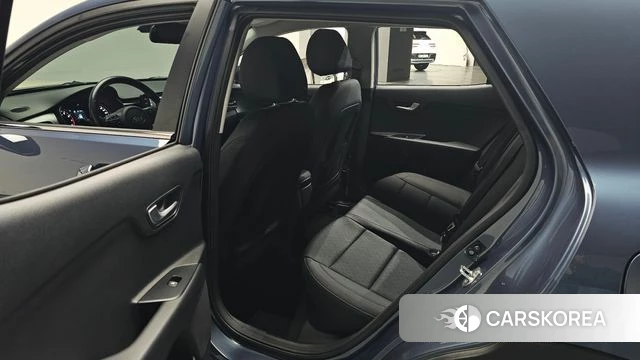 Kia Stonic 2020 Синий из Кореи, фото 3