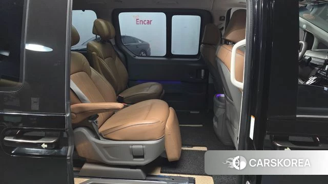 Hyundai Staria 2022 Черный из Кореи, фото 3