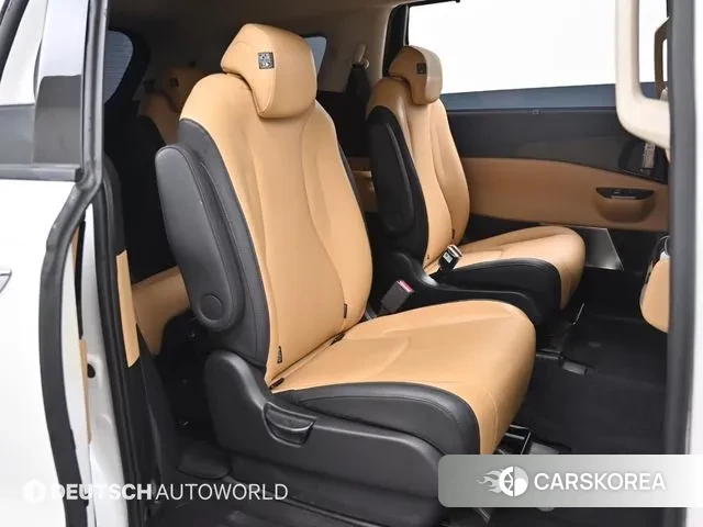 Kia Carnival 4th generation 2023 Белый из Кореи, фото 3