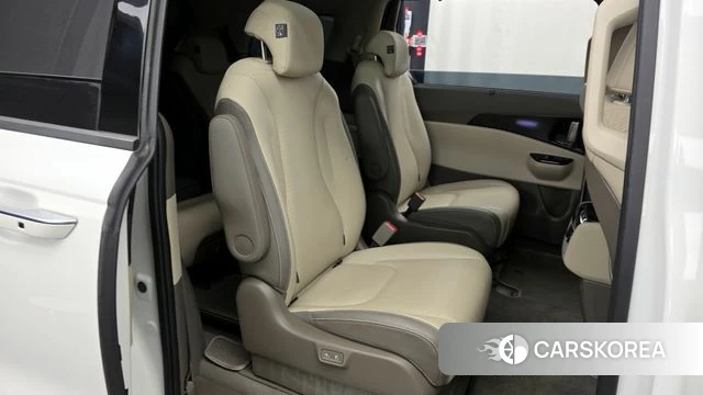 Kia Carnival 4th generation 2023 Белый из Кореи, фото 3