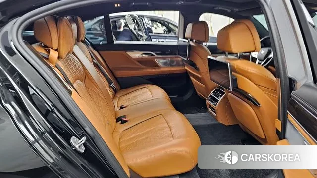 BMW 7 Series (G11) 2022 Черный из Кореи, фото 3