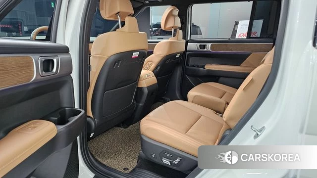 Hyundai Santa Fe (MX5) 2024 Белый из Кореи, фото 3