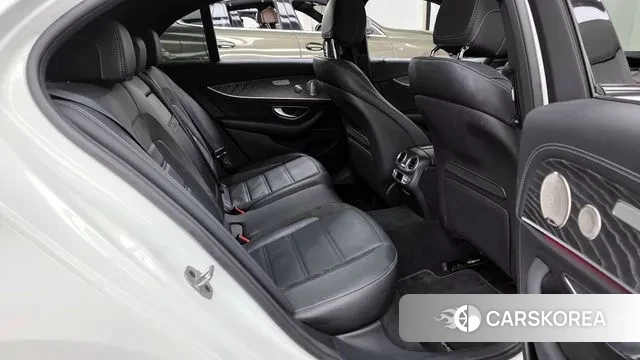 Mercedes-Benz E-Class W213 2023 Белый из Кореи, фото 3