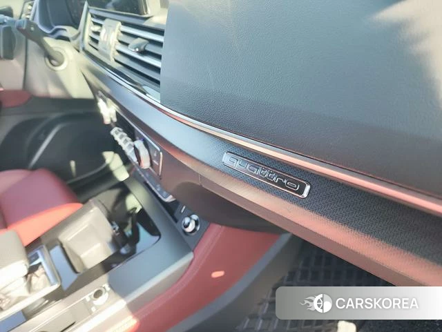 Audi Q5L 2025 Черный из Китая, фото 3