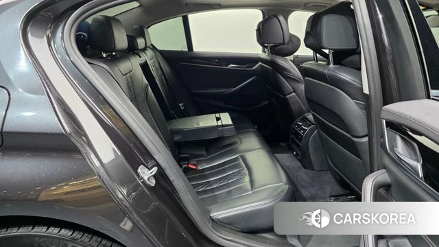 BMW 5 Series (G30) 2019 Серый из Кореи, фото 3