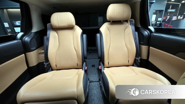 Kia Carnival 4th generation 2023 Черный из Кореи, фото 3