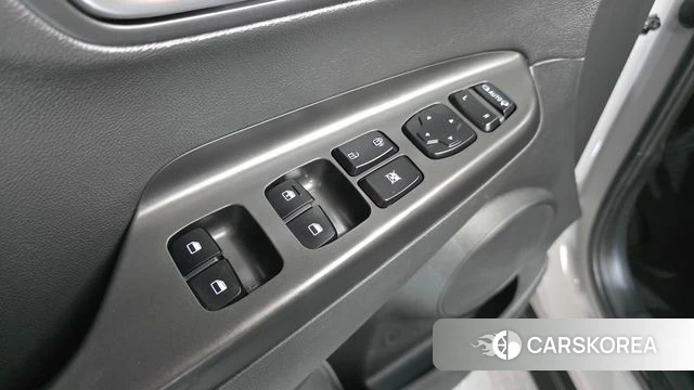 Hyundai The New Kona Hybrid 2021 Серебристо-серый из Кореи, фото 3