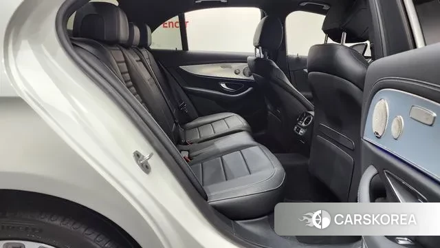 Mercedes-Benz E-Class W213 2021 Белый из Кореи, фото 3