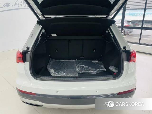 Audi Q3 2021 Белый из Китая, фото 3