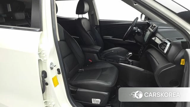 Ssangyong The New Tivoli 2023 Белый из Кореи, фото 3