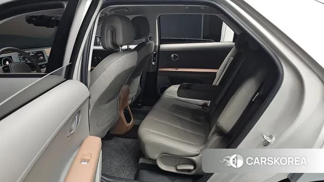 Hyundai Ionic 5 2022 Серебристо-серый из Кореи, фото 3