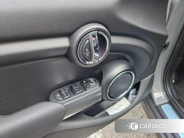 Mini Cooper 2020 Серый из Кореи, фото 3