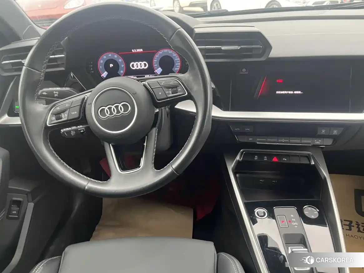 Audi A3 2024 Белый из Китая, фото 3