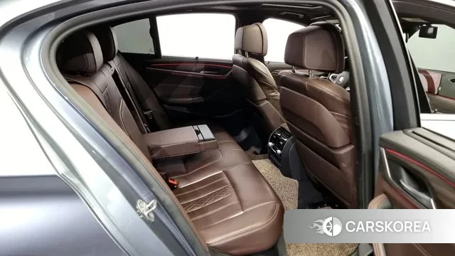 BMW 5 Series (G30) id 2902198 из Кореи 3