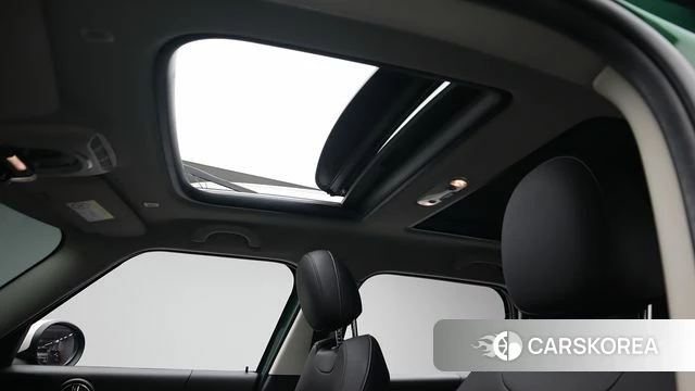 Mini Cooper Countryman 2021 Зеленый из Кореи, фото 3