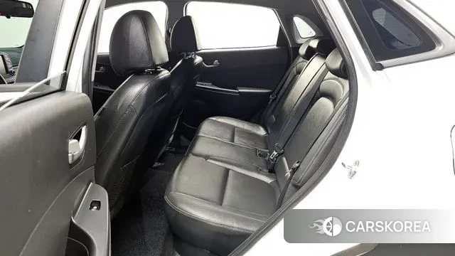 Hyundai Kona 2018 Белый из Кореи, фото 3