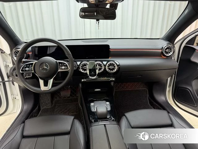 Mercedes-Benz Class A 2022 Белый из Китая, фото 3