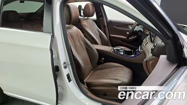 Mercedes-Benz E-Class W213 2018 Белый из Кореи, фото 3