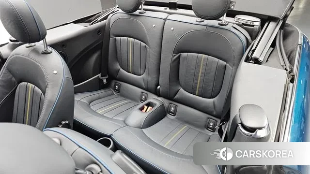 Mini Cooper Convertible 2020 Синий из Кореи, фото 3