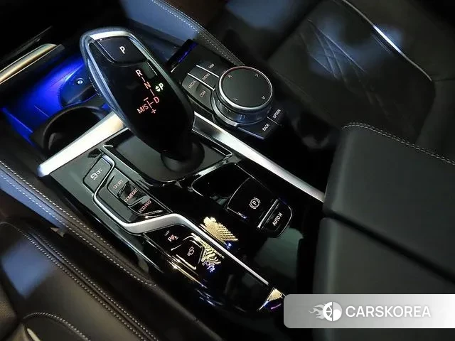 BMW 6 Series GT (G32) 2021 Черный из Кореи, фото 3