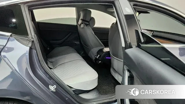 Tesla Model 3 2020 Серый из Кореи, фото 3