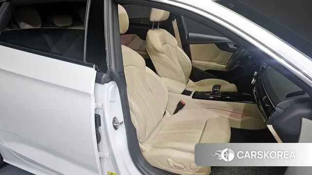 Audi A5 (F5) 2021 Белый из Кореи, фото 3