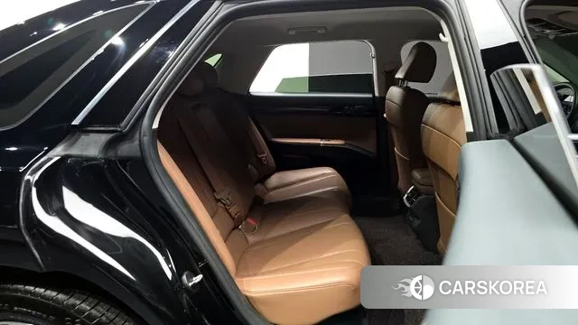 Hyundai Grandeur Hybrid (GN7) 2023 Черный из Кореи, фото 3