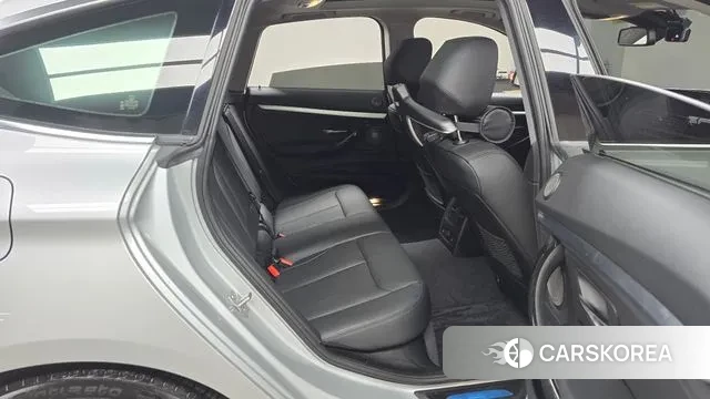 BMW 3 Series GT (F34) 2020 Серебряный из Кореи, фото 3