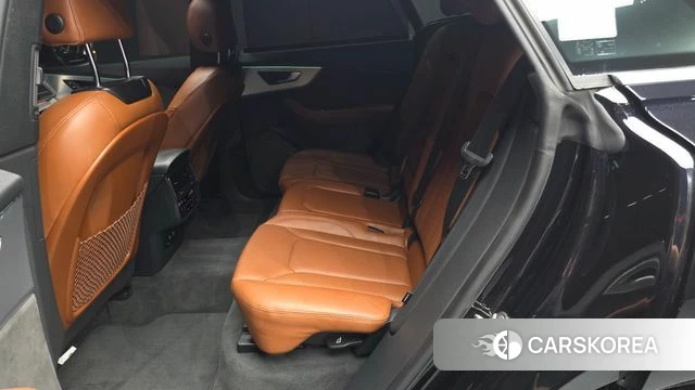 Audi Q8 (4M) 2021 Черный из Кореи, фото 3