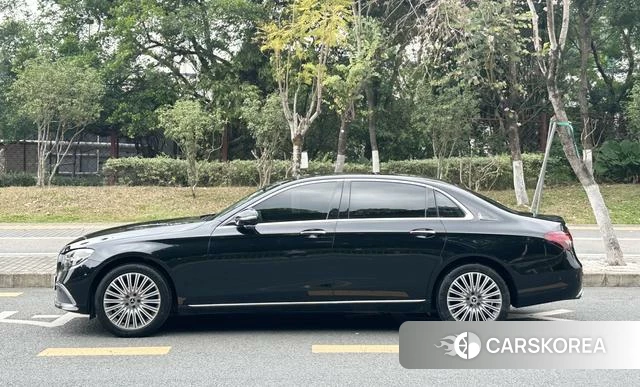 Mercedes-Benz E-class id 4222168 из Китая 3