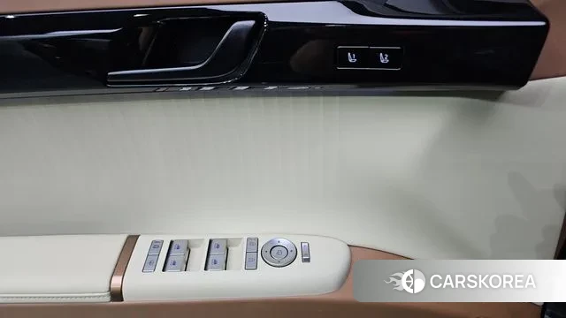 Hyundai Grandeur Hybrid (GN7) 2023 Черный из Кореи, фото 3