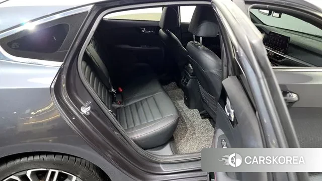 Kia The New K3 2nd generation 2021 Серый из Кореи, фото 3