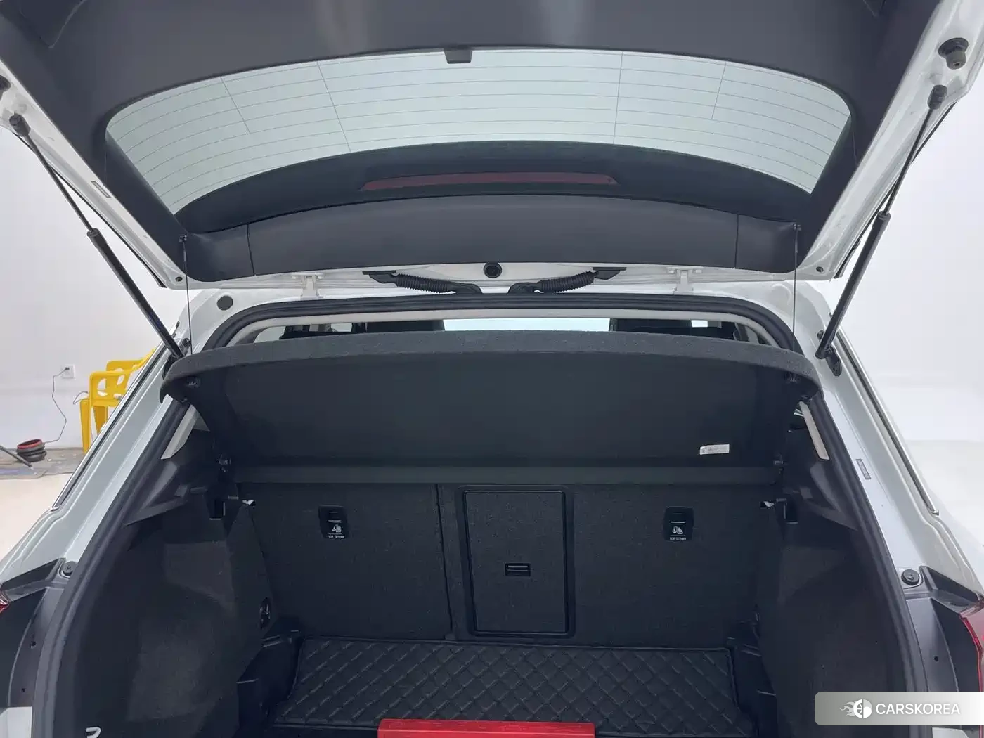 Volkswagen T-ROC exploring Songs 2022 Белый из Китая, фото 3