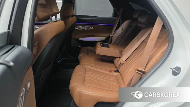 Genesis GV70 2024 Белый из Кореи, фото 3
