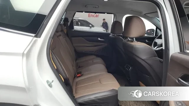 Hyundai The New Santa Fe 2023 Белый из Кореи, фото 3